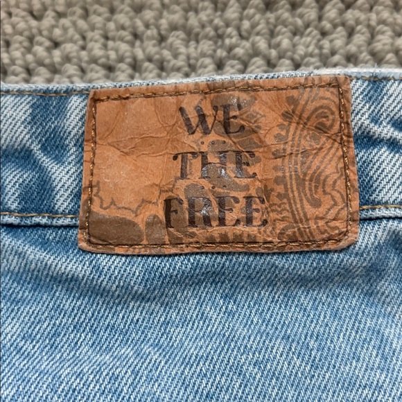Women’s We The Free Deep Trance Dropped Boyfriend Jeans - Picture 8 of 9